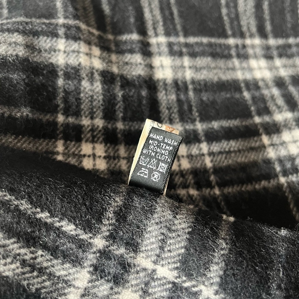 NWOT! Golden Goose Deluxe Brand Goldeny Plaid Scarf - Picture 10 of 13